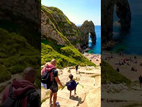 Durdle Door 🇬🇧😍⛰️🏖️ #travel #top #beach  #family #views #KARLITOSITO