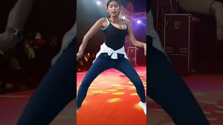 Kamar dhake roye lagbu | viral girl riya #bhojpuri #comedy #funny #dance #viralshortsvideo #trending