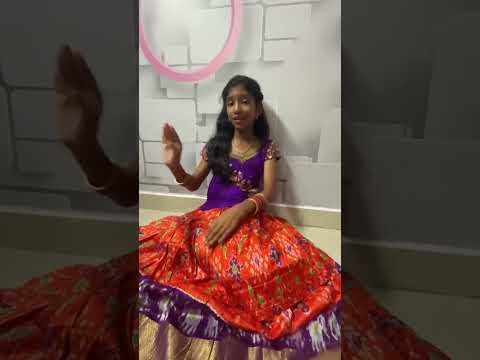 Akasham enatido#neerishanamv#dance#handmovements #lyrics#viral#trendingshorts#samsfam