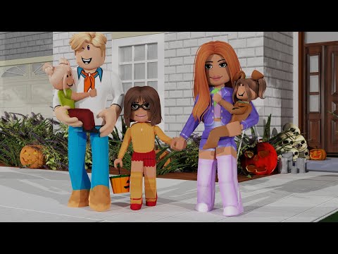 TAKING MY DAUGHTERS TRICK OR TREATING FOR HALLOWEEN! Bloxburg Family Roleplay