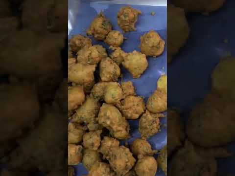 Methi na Gota | Double Fried Bateta Vada | Bharela Marcha | "Atom Bombs" | at Sharmilee Leicester