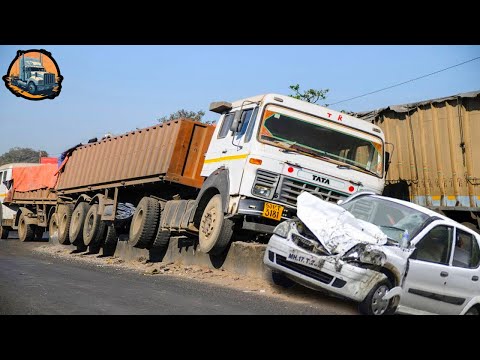 Dangerous Idiots Truck & Heavy Equipment Fails Compilation - Idiots Driving Heavy Machinery #49