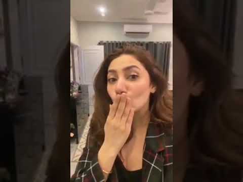 First #slofie iPhone 11 Pro Max | Mahira Khan