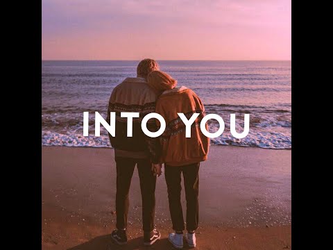 Into You - Ariana Grande | Status VIdeo