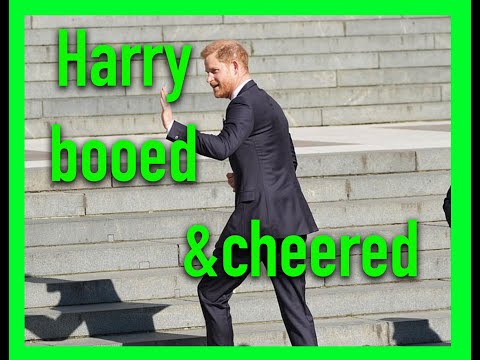 PRINCE HARRY BOOED, CHEERED & CALLED A FEW DEROGATORY NAMES ENTERING ST PAUL'S CATHEDRAL, LONDON