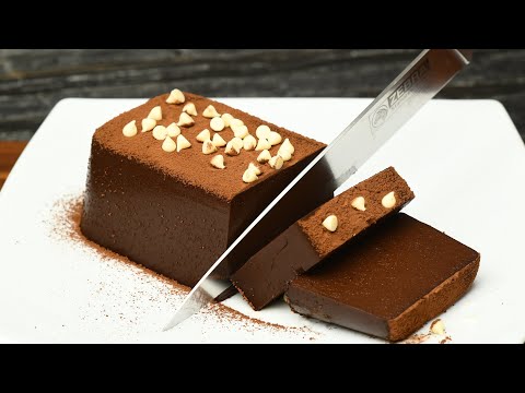 Rich chocolate cake in 5 minutes. No bake, no eggs.