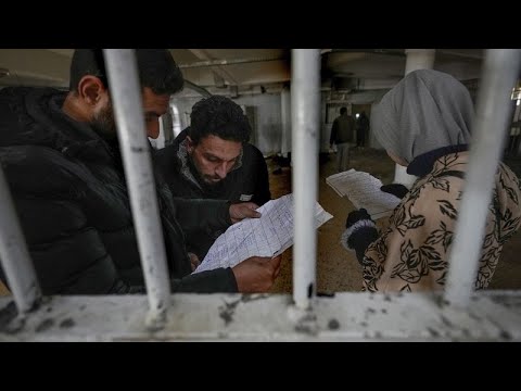 Syrians rush to notorious prison to search for loved ones