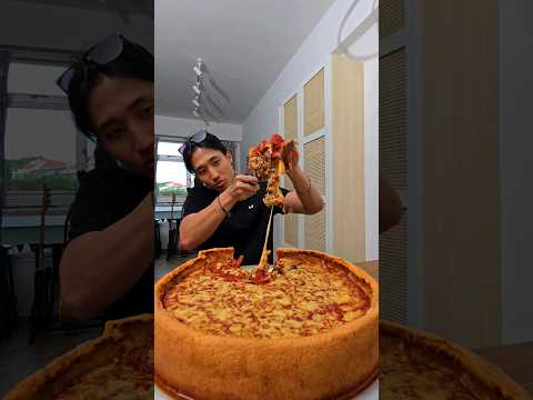 7KG Chicago Deep Dish Pizza Challenge - Full video is up on the channel as well! #foodchallenge