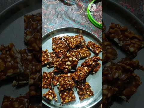 SWEET SHOP STYLE PALLI CHIKKI #shortvideo #pallichikki #spiceandpassionbyusha