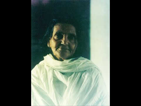 Sri Ma Anandamayi talks at the Samyam Saptah in Pilani in 1962, Hindi with English subtitles