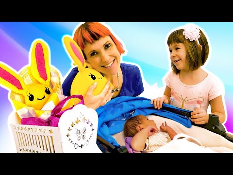 Mommy and Bianca Care for Baby Brother Dorian & Toy Rabbit | Videos for Kids & Toys Fun