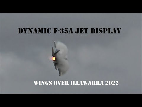 Dynamic F-35A Lightning II display Wings over Illawarra 2022