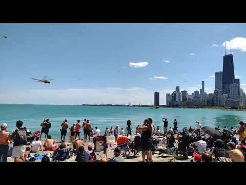 Chicago Air and Water Show 2024 - F-35 Fighter Jet Flyby