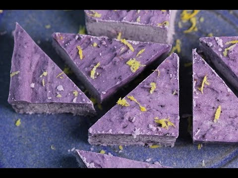 Blueberry and lemon coconut fudge - dairy free 4 ingredients