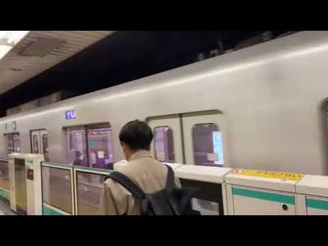 東京メトロ08系　渋谷駅にで