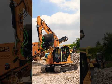 New JCB 145XR Reduced Tail Swing!