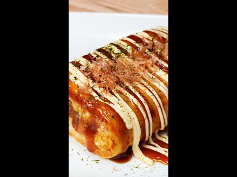 Tonpei Rolls with Kakuni (Cabbage Omelette Rolls with Braised Pork)