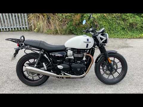 2018 TRIUMPH BONNEVILLE STREET TWIN, 20296 MILES - WALKAROUND - COMPLETELY MOTORBIKES