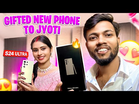 Gifted New Phone To Jyoti | Samsung S24 Ultra 🔥😍