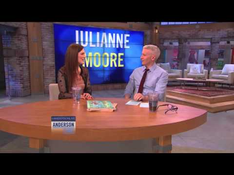 Julianne Moore on Working with Her Daughter