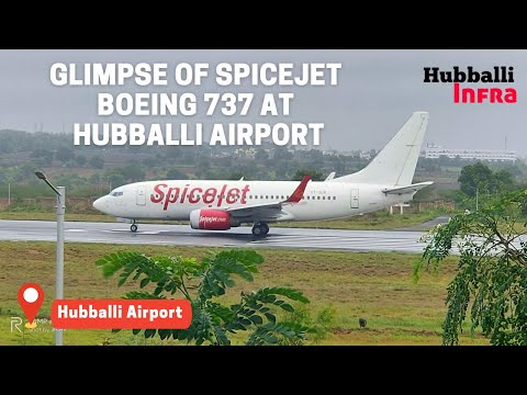 Spicejet Boeing 737 at Hubballi Airport