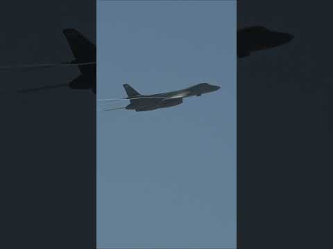 B-1 Bomber aileron roll at Edwards AFB