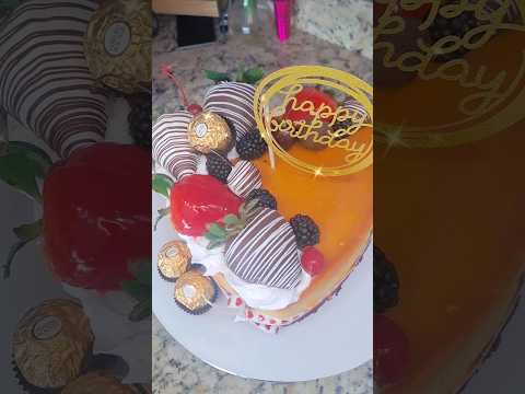 velvetflan #flan #pastel #cake #chocoflan #strawberries #baker #tutorial