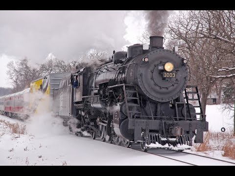 Trains For Children: Old Fashioned Steam Locomotive