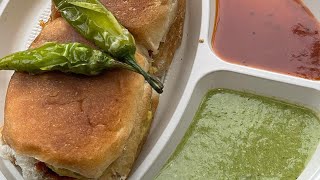 Vada pav | Indian Street food | Street food | Mumbai vada pav | masala vada pav | Street food mumbai