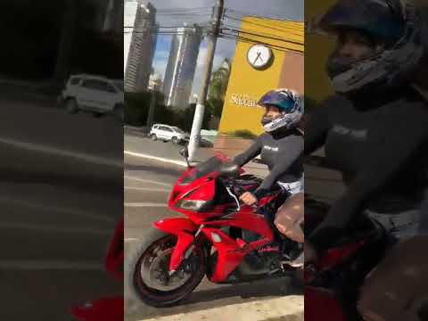 Pelas ruas de Goiânia #cbrPITBULL #motorcycle #cbr600rr #moto #honda #mulheremoto #speed