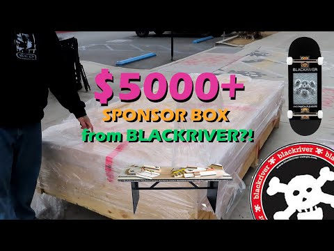 Unboxing 400 LBS of Fingerboard PRODUCT! @Slushcult #techdeck #fingerboard