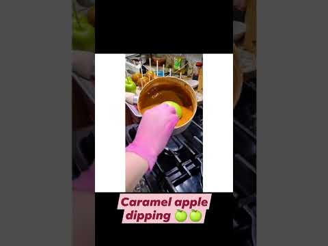 Caramel apple dipping #caramelapples #apple