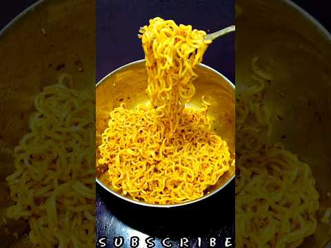 Korean style maggi😋🤤#shorts #youtubeshorts #ytshorts #maggirecipe #maggi #spicynoodles