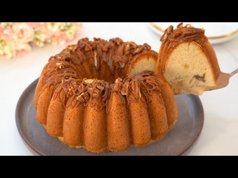 Moist and Velvety Apple Caramel Cake