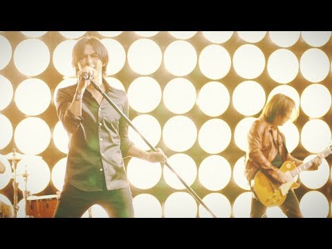 B'z / Still Alive