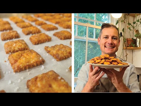 Crispy & Cheesy Gluten-Free Crackers: The Perfect Snack!