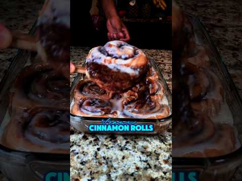 Vegan Cinnamon Rolls #youtubeshorts #cinnamonroll #veganrecipe #baking #veganbaking #dessert #recipe