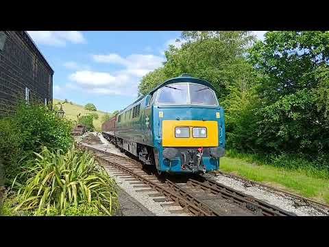 KWVR, DIESEL GALA, CLASS 37, WESTERN, OAKWORTH STATION, RAILWAY CHILDREN ,British Rail class 37.