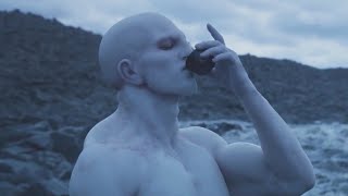 [映画紹介]宇宙人が毒を飲んで、偶然にも人間を作り出してしまった