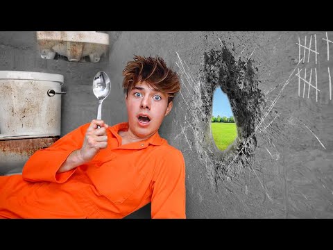 Escaping Prison ONLY Using A SPOON!