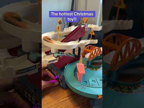 #creatorsearchinsights Make christmas happen with this dinosaur race track! 🦖 Easy to set up and