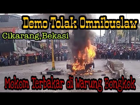 Warung Bongkok Rusuh | Mokom ( Mobil Komando) Terbakar | Demo Tolak Omnibuslaw di Cikarang,Bekasi