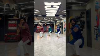 Pehli Mulakat- Amar Arshi | Boys bhangra group performance for wedding #bhangramusic #learnbhangra