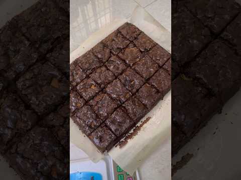 Baking Minivlog-16:-6kg Brownie orders completed✅ #shorts #homemadebrownies #brownies #trending