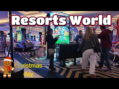 Resorts World Las Vegas Christmas 🎄 day