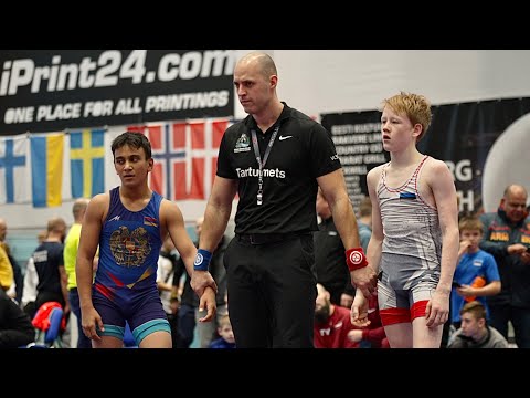 U15 Artemi Jeremejev (EST) vs Mamrik Nazaretyan (ARM) 48kg. Greco-roman boys wrestling.