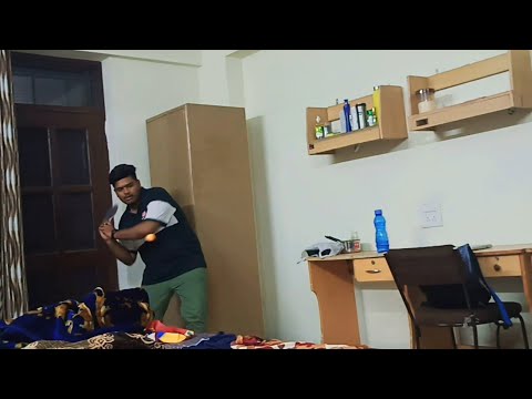 Daily Vlog - 14/50 - TT ke bat se Cricket @chitkarauniversity