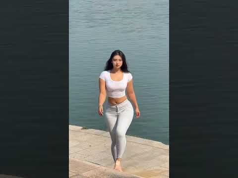 Sika Cheng✅ Most Beautifull Curvy Plus Size Chinese Model | Bio & Facts