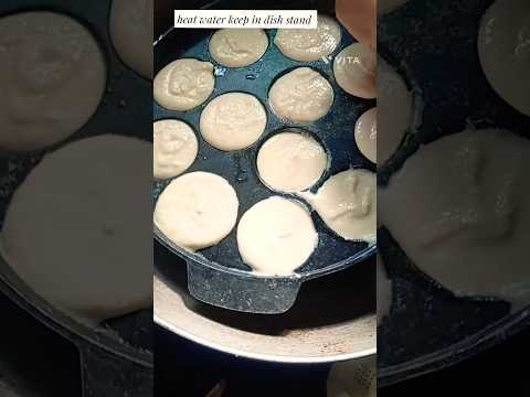 Make Idli Soft & Spongy/ South Indian dish#ytshort #zaiqamaimoonaka