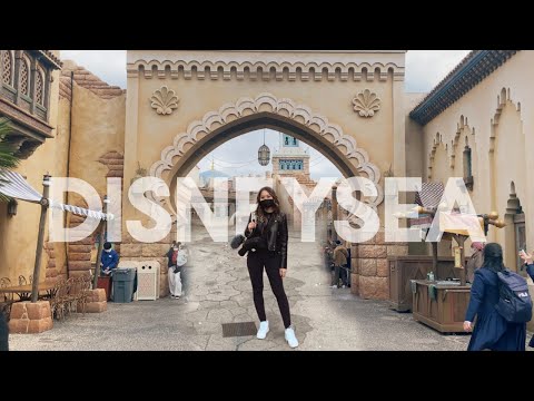 Japan Travel Vlog: Tokyo DisneySea